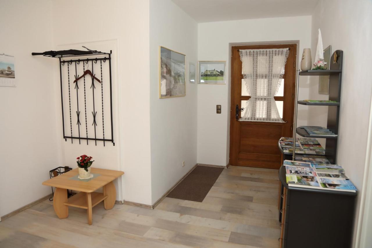 Apartament Ferien Im Reetdachhaus Berumerfehn Zewnętrze zdjęcie