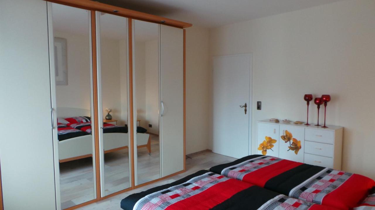 Apartament Ferien Im Reetdachhaus Berumerfehn Zewnętrze zdjęcie